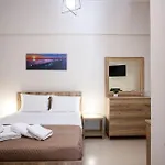 Aretousa Apt, Next To The Beach! Apartmán *
