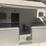 Apartmán Aretousa Apt, Next To The Beach!