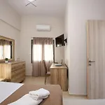 Aretousa Apt, Next To The Beach! Apartmán
