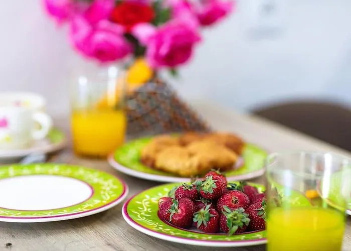 Aretousa Apt, Next To The Beach! Appartement