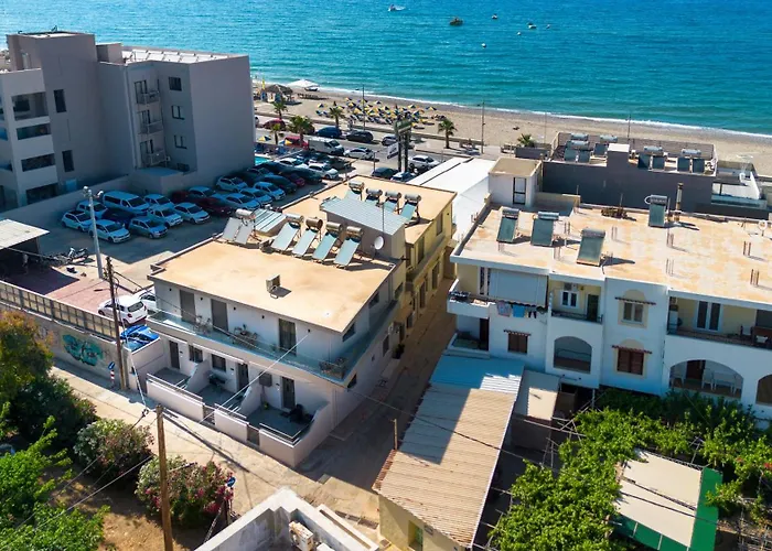 Aretousa Apt, Next To The Beach! Appartement