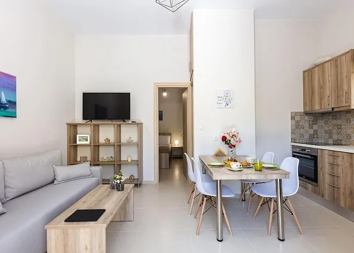 Aretousa Apt, Next To The Beach! Apartamento *